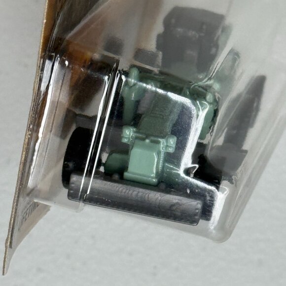 Matchbox Ground Grinder Construction Truck Diecast 1:64 New - Picture 5 of 6